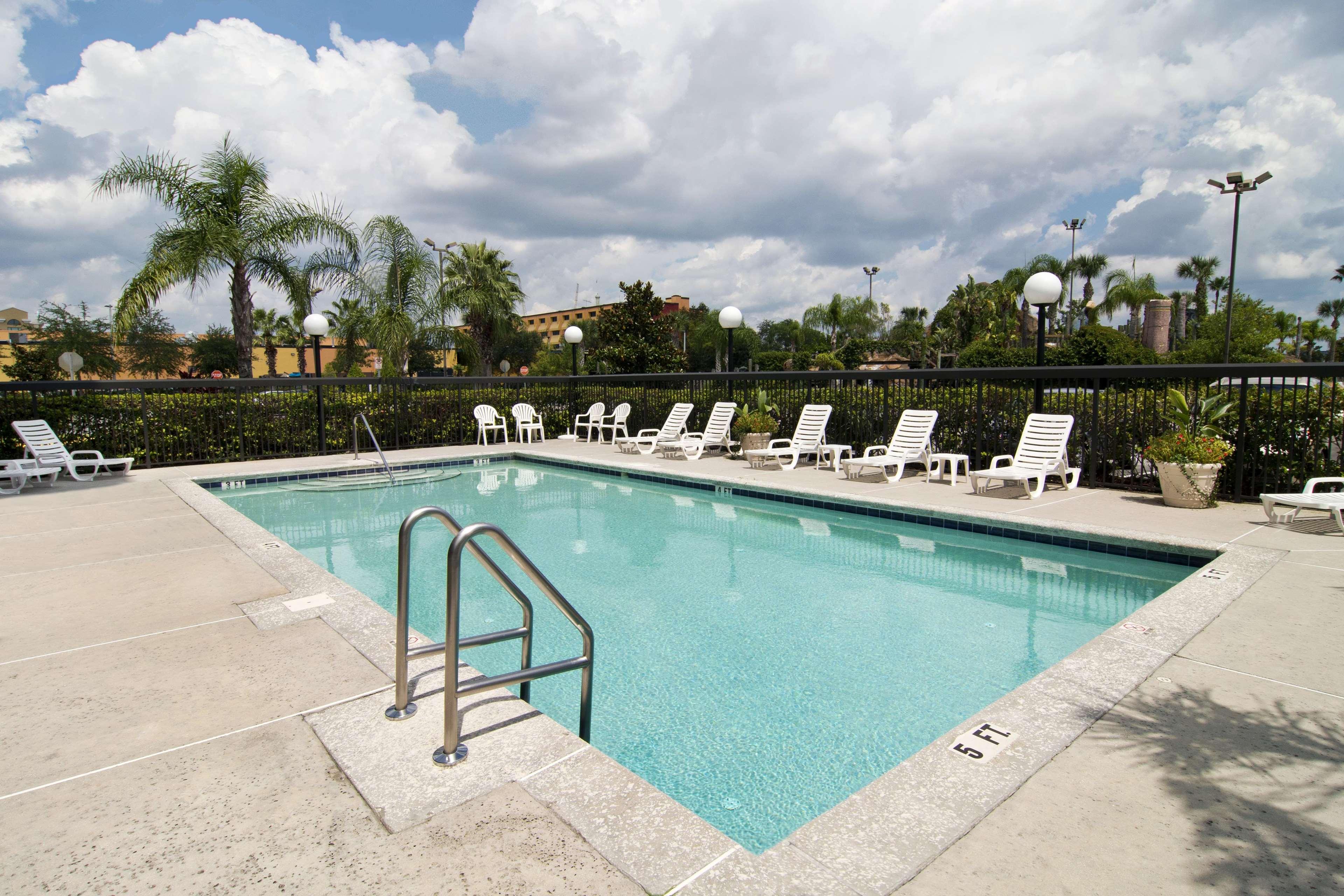 Hampton Inn & Suites Orlando International Drive North Exteriör bild